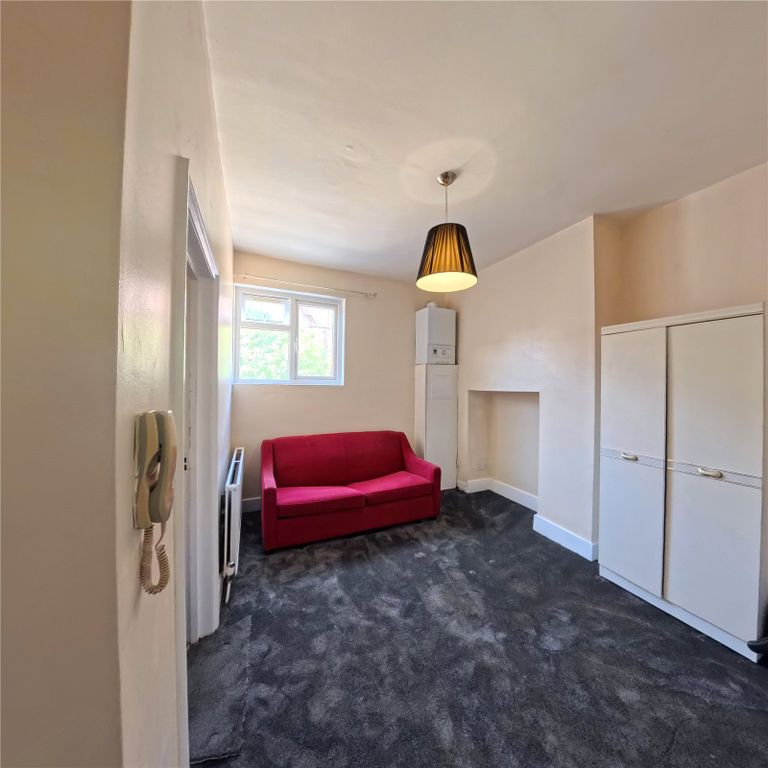Property photo 1 of 5 Picture No. 05