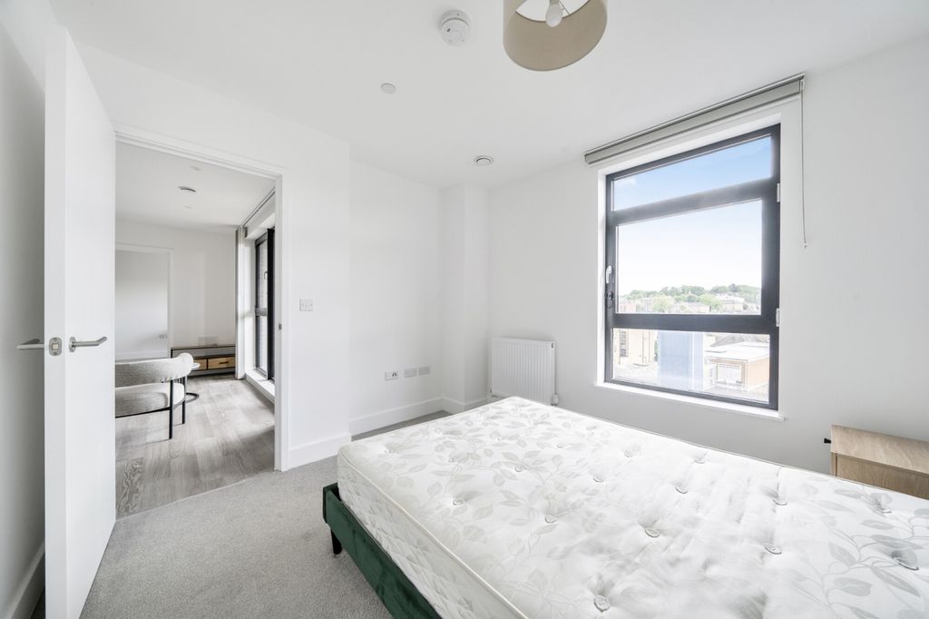 Property photo 1 of 15 1471762-2-6A26Ff5...