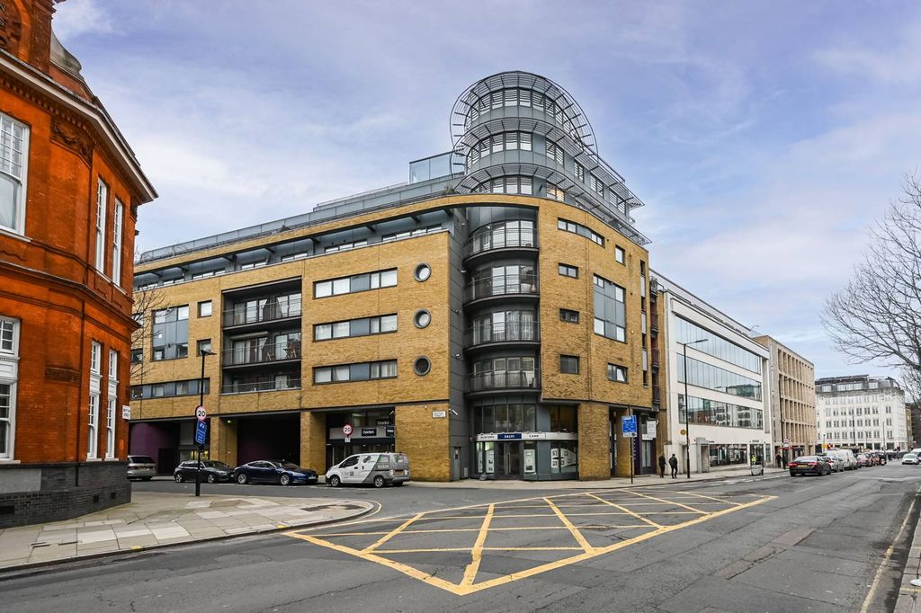 Property photo 2 of 11