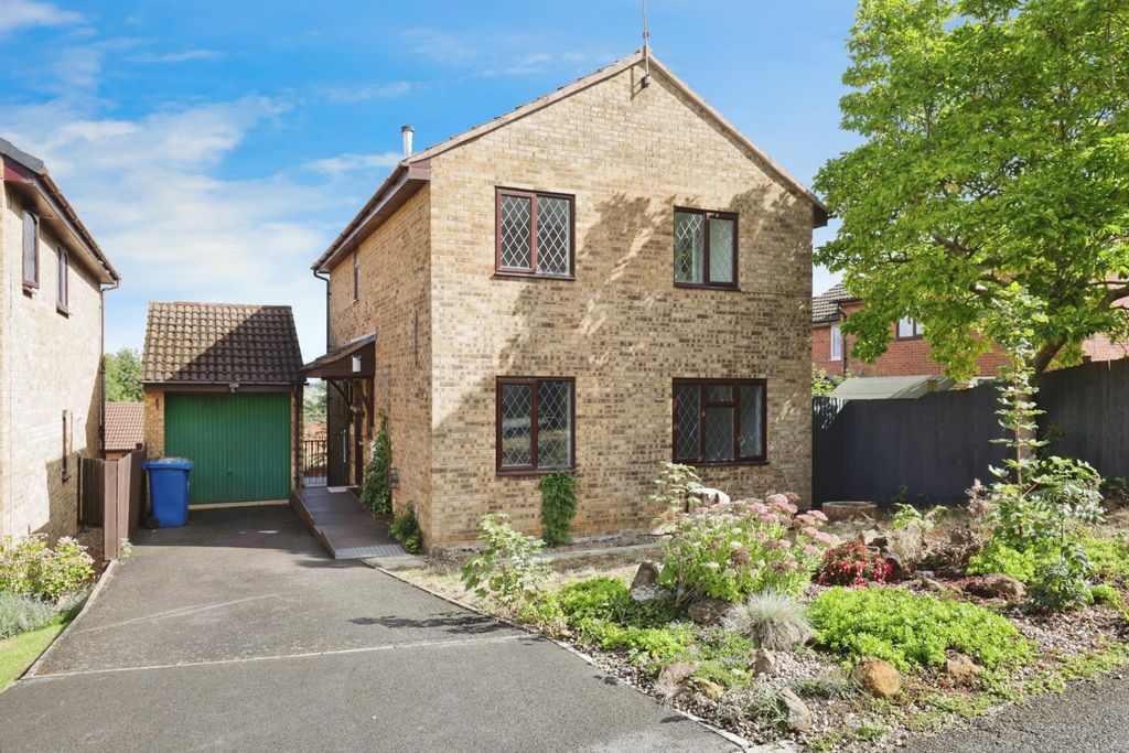 Property photo 1 of 10