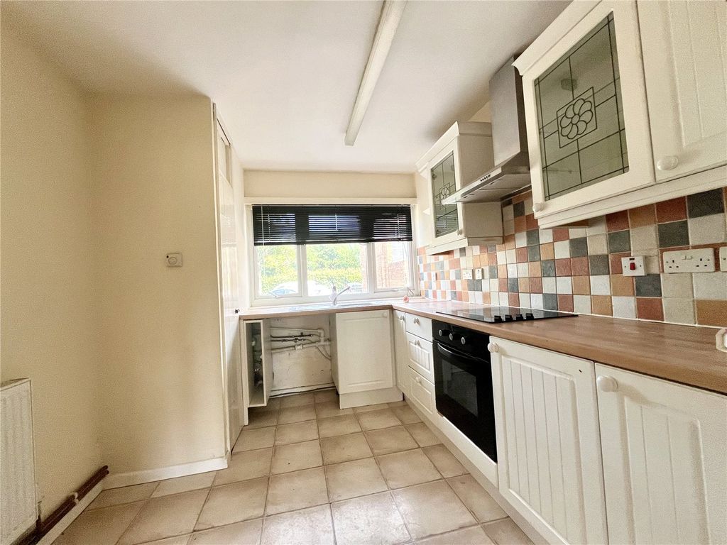 Property photo 2 of 13 Kitchen