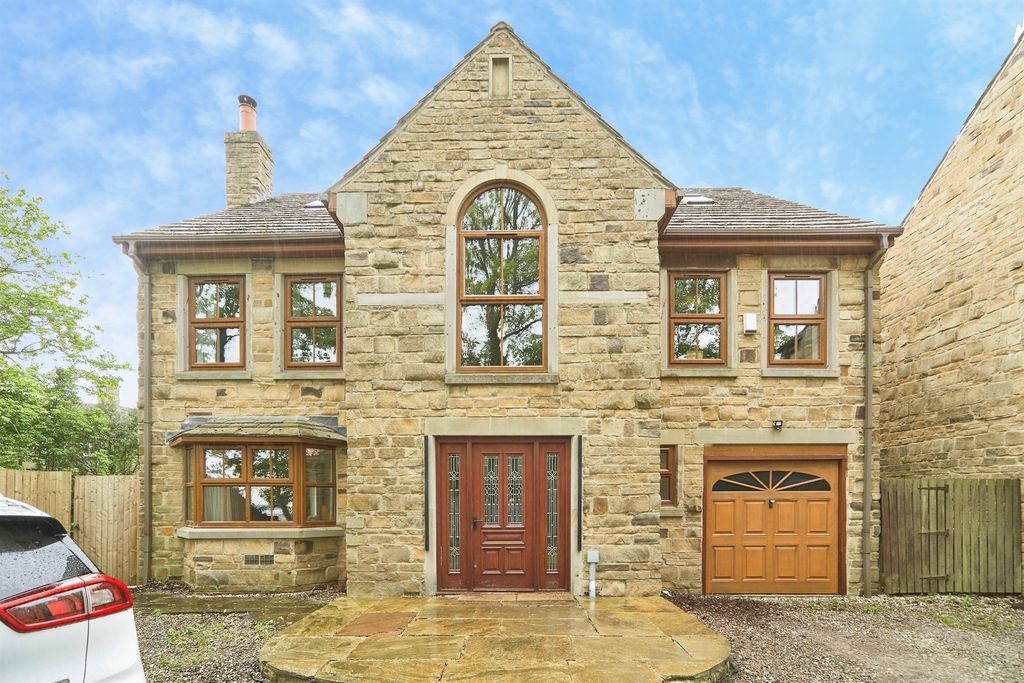 Property photo 1 of 20