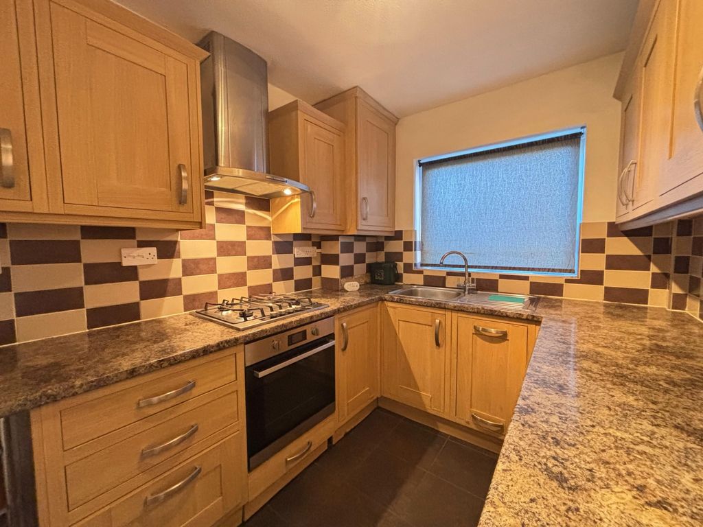 Property photo 3 of 11 Photo 7