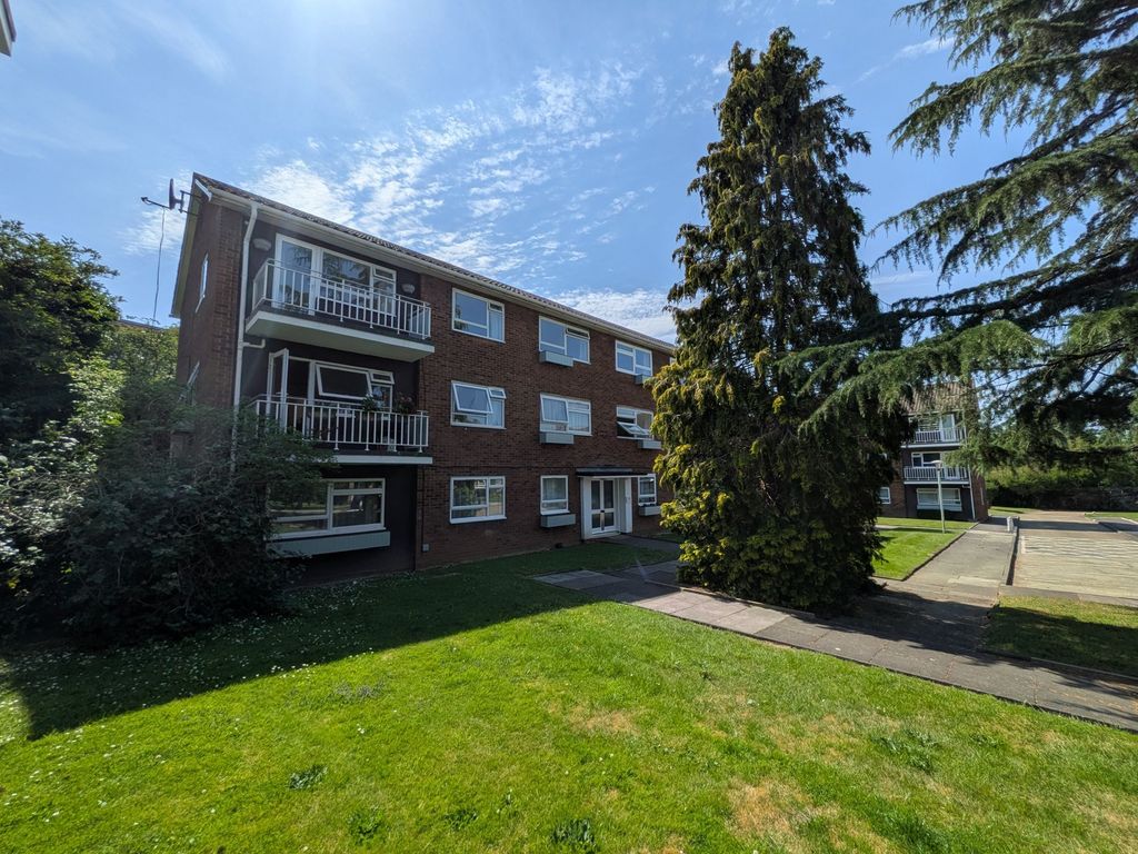 Property photo 1 of 22