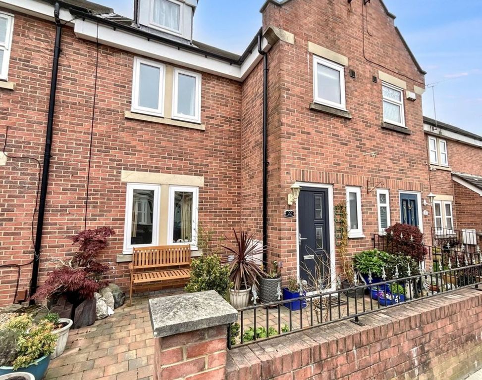 Property photo 3 of 24