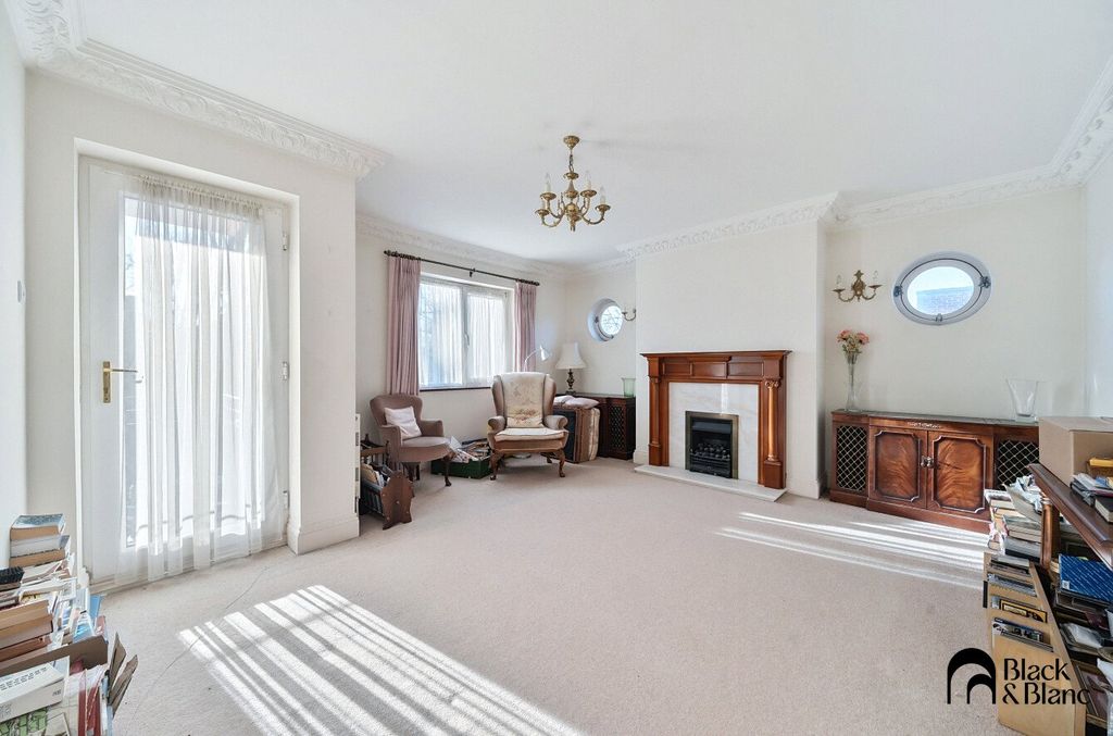 Property photo 2 of 20 Reception Room