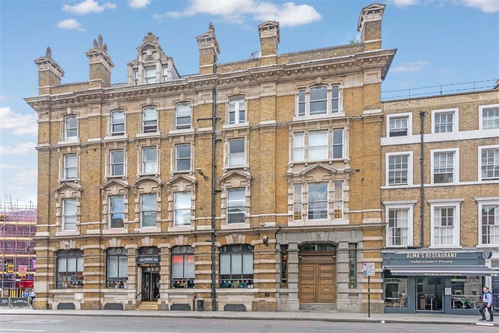 Property photo 1 of 7