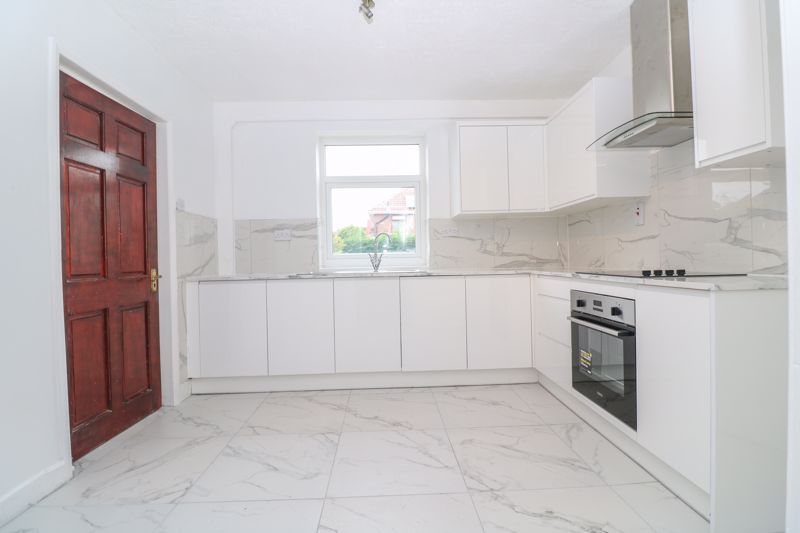 Property photo 2 of 16 Kitchen/Diner
