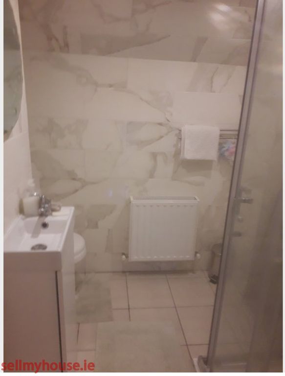 Property photo 2 of 3