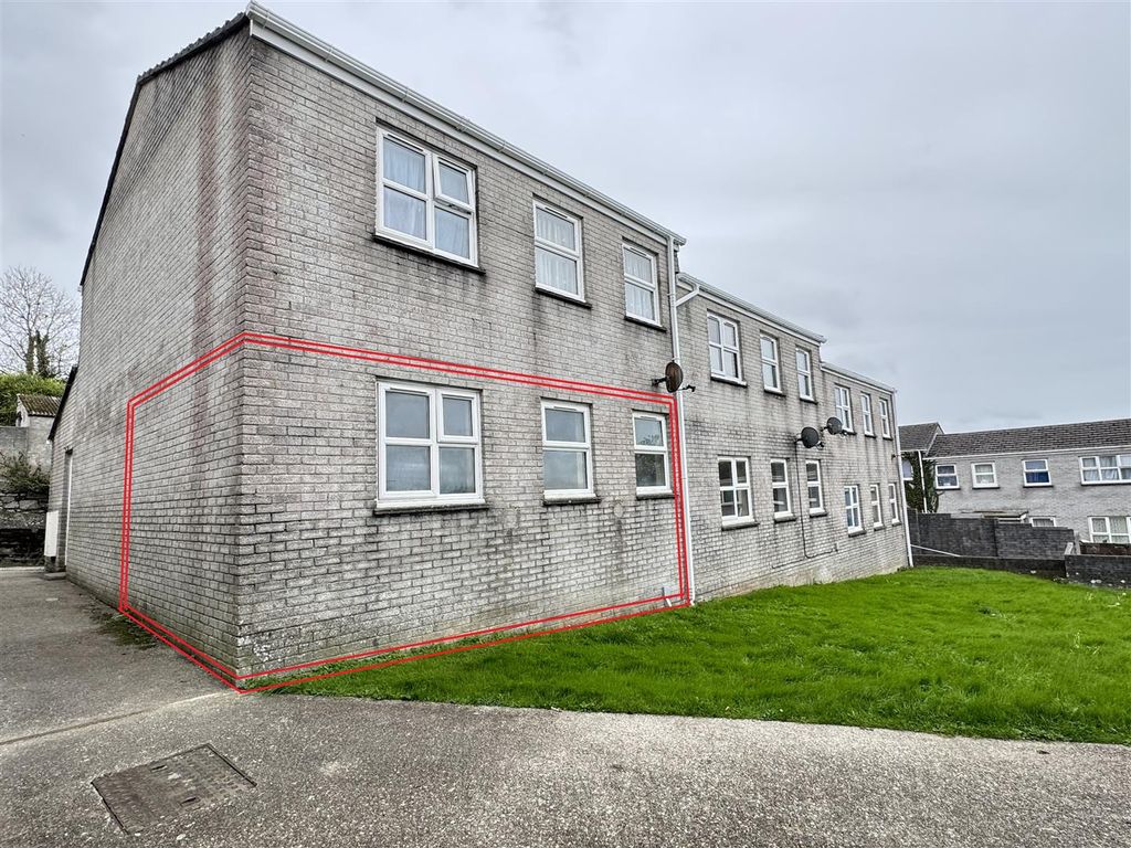 Property photo 1 of 15 Rear Elevation