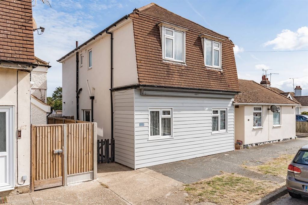 Property photo 1 of 23