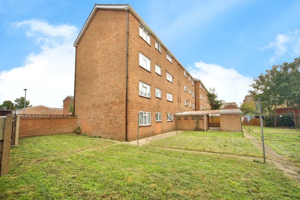 Property photo 1 of 17 Photo