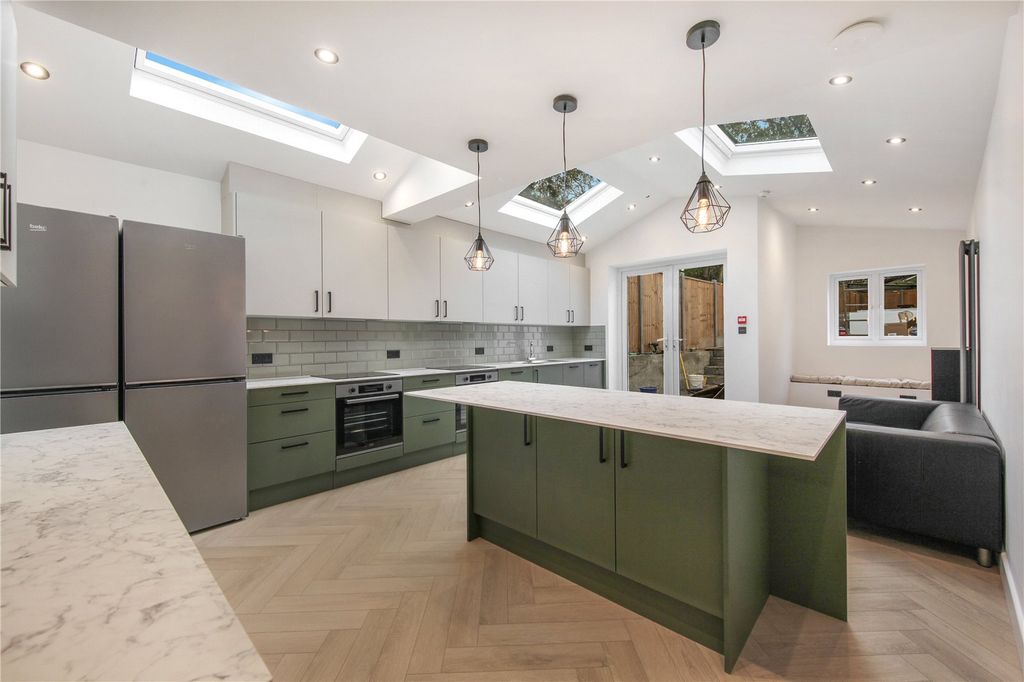 Property photo 1 of 15 Picture No. 29