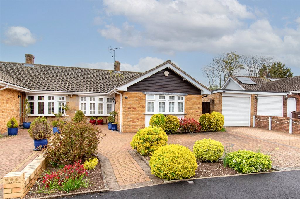 Property photo 1 of 27 Picture No. 24