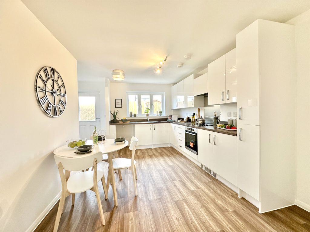 Property photo 2 of 15 Picture No. 02