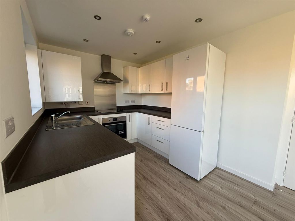 Property photo 2 of 15 Cbac5Dbb-8854-48c2-Bf58-61179302Be7c.Jpg