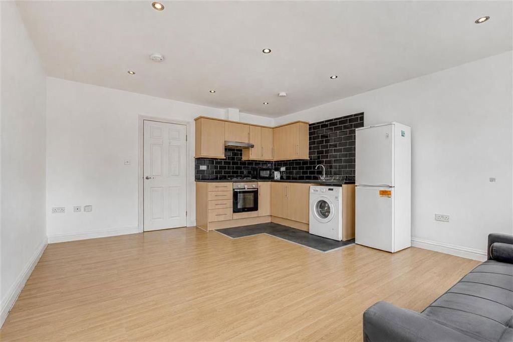Property photo 2 of 6