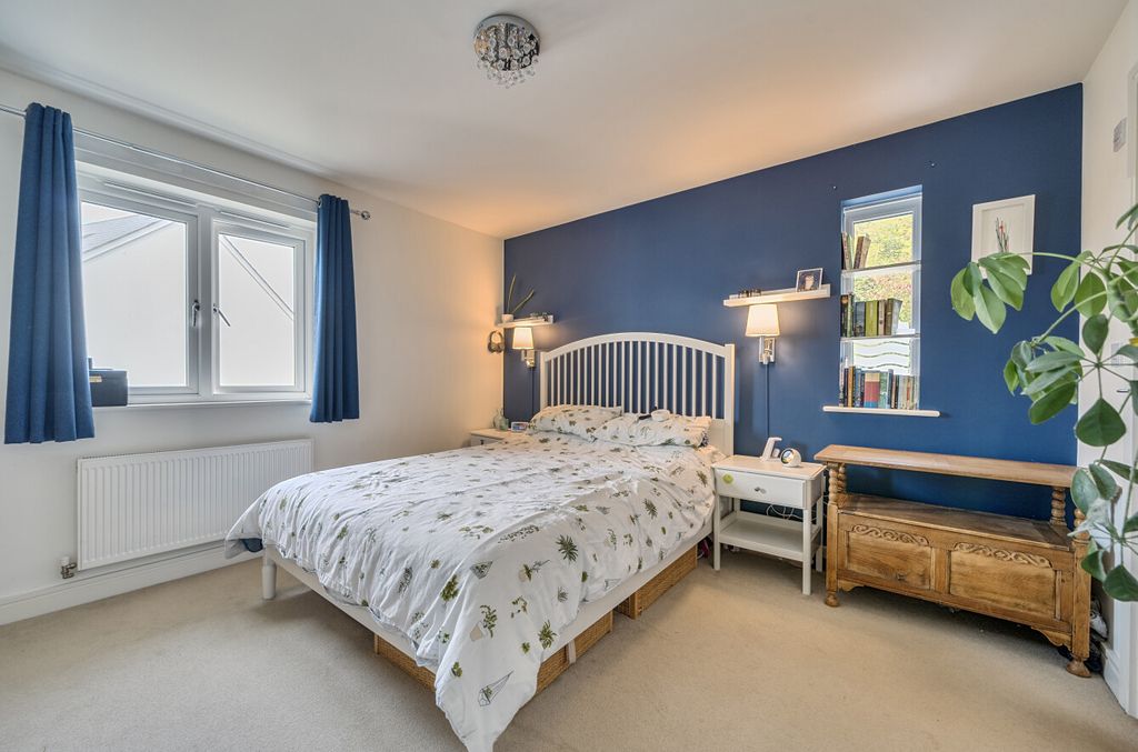 Property photo 2 of 14 2 - 1361895-8-68De996...