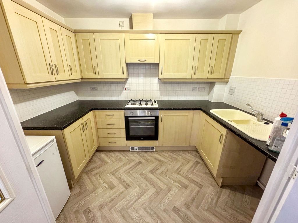 Property photo 3 of 3