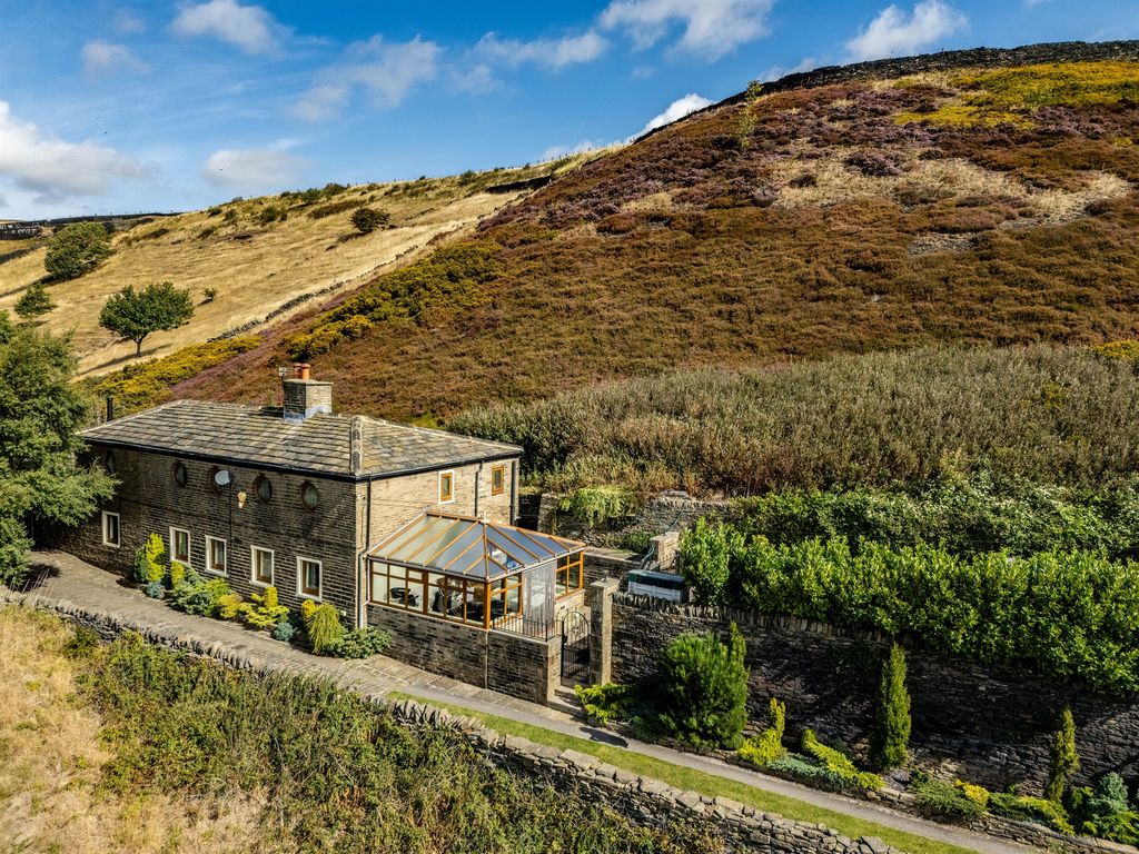 Property photo 1 of 34