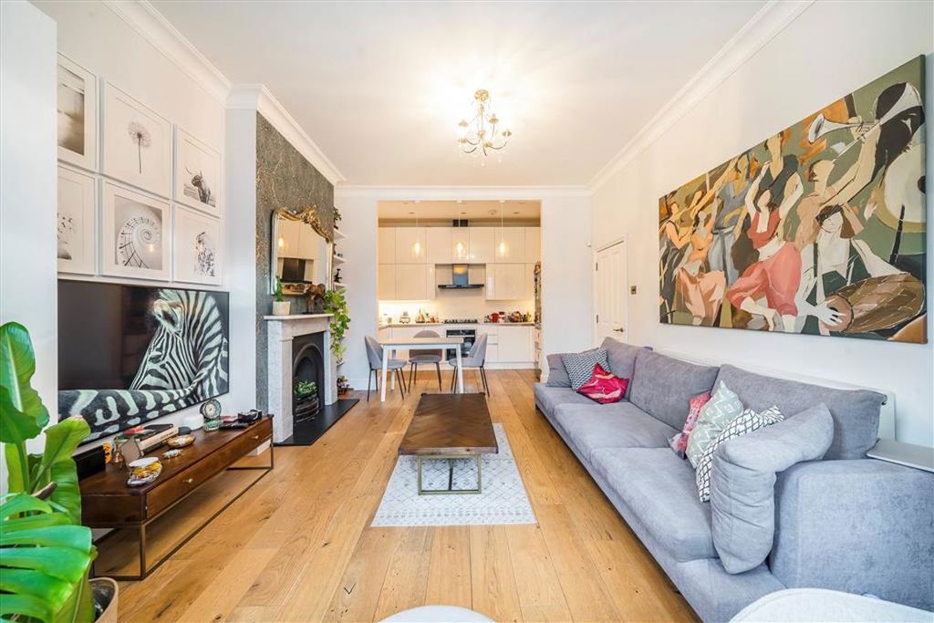 Property photo 3 of 8