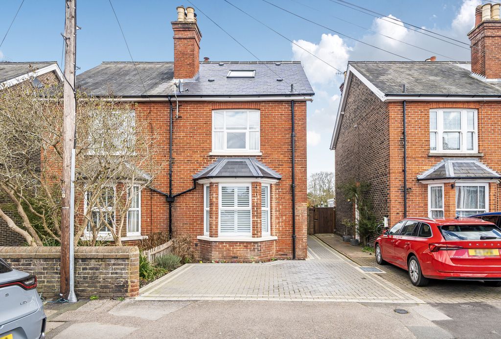 Property photo 2 of 21 1432492-2-69c3E3d...