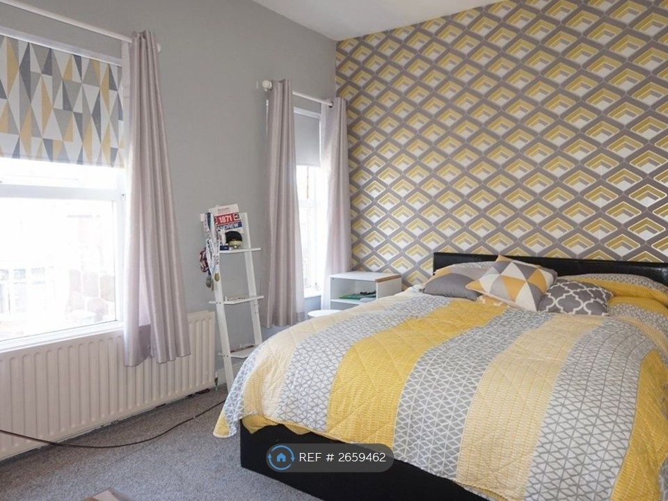 Property photo 2 of 3