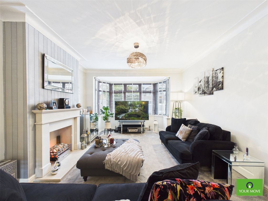 Property photo 3 of 24 Living Room