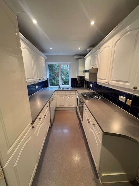 Property photo 3 of 6