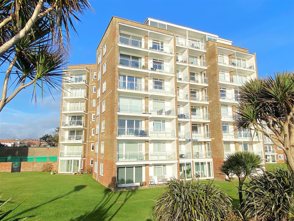 Property photo 2 of 12 10 St Kitts - Front.Jpg