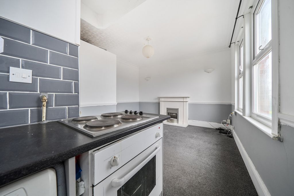 Property photo 1 of 10 1458232-6-6A1F099...