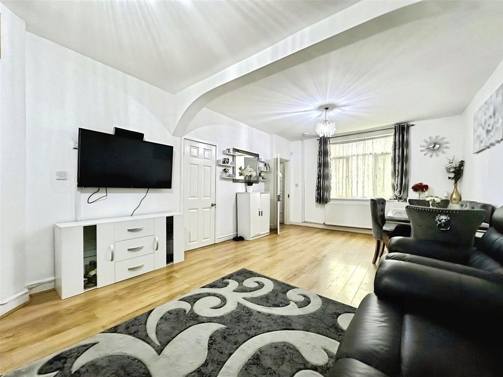 Property photo 2 of 12 Picture No. 08