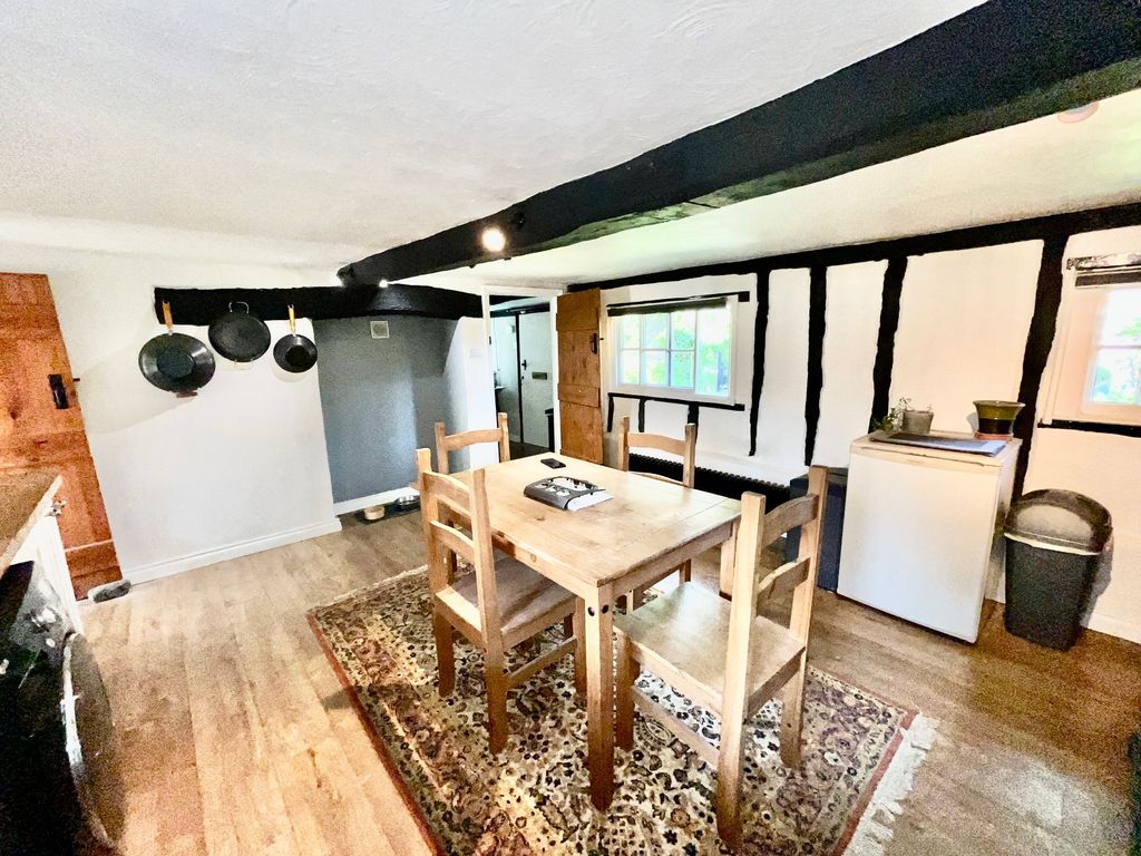 Property photo 3 of 18