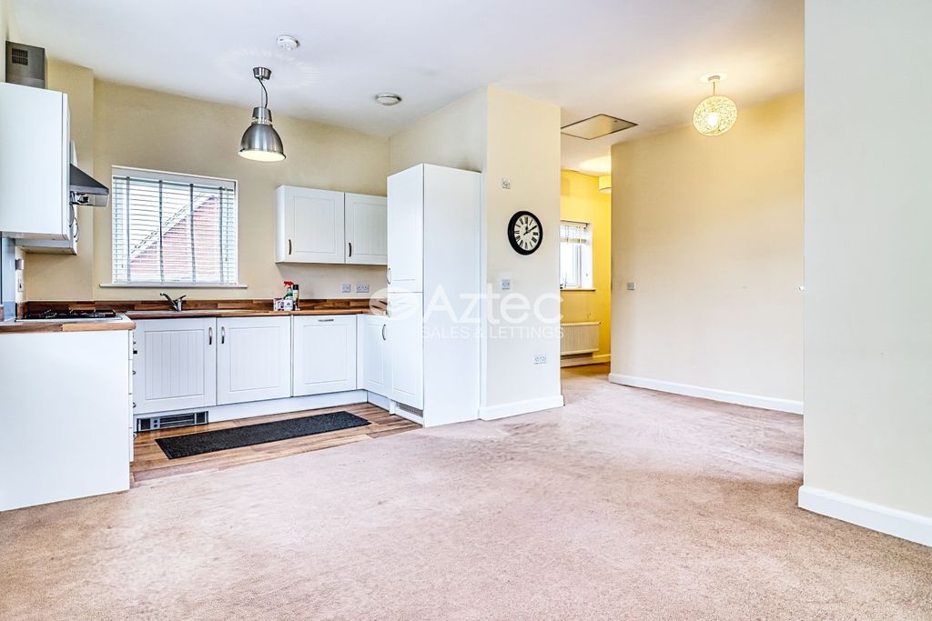 Property photo 3 of 12 Kitchen Area
