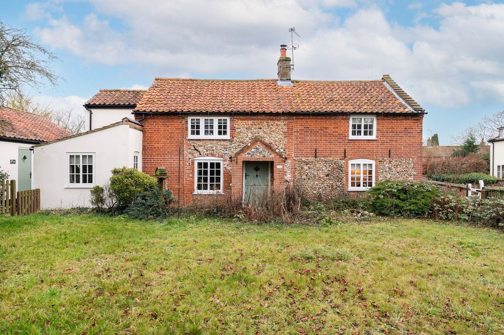 Property photo 1 of 28