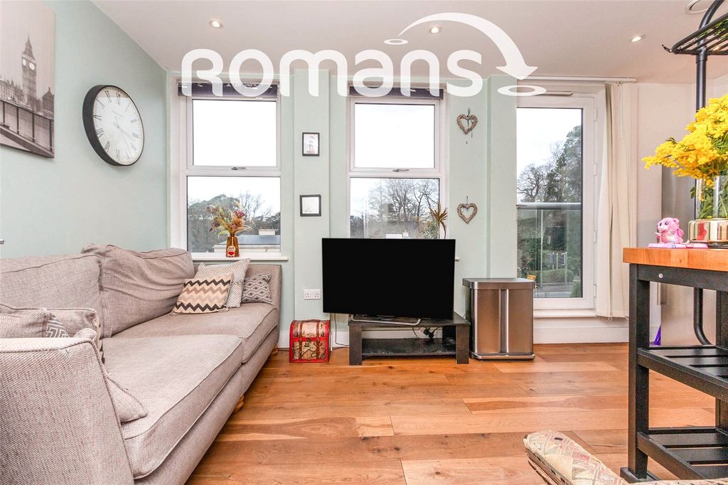 Property photo 3 of 7 Property Image