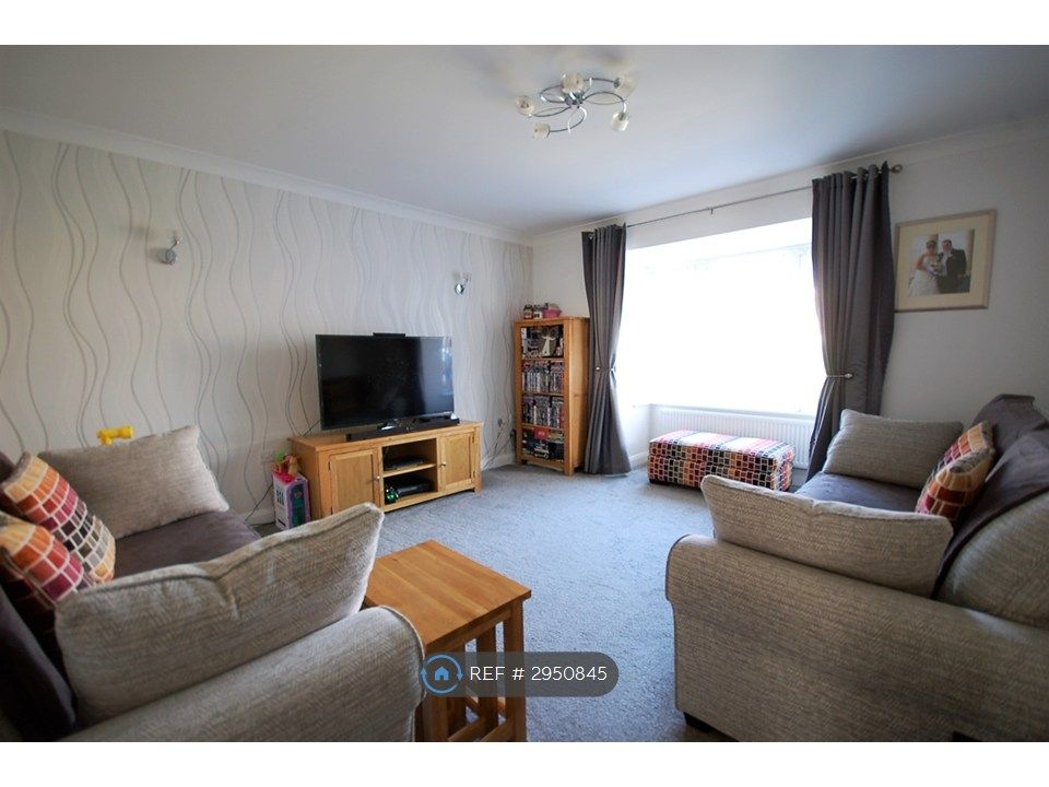 Property photo 2 of 24