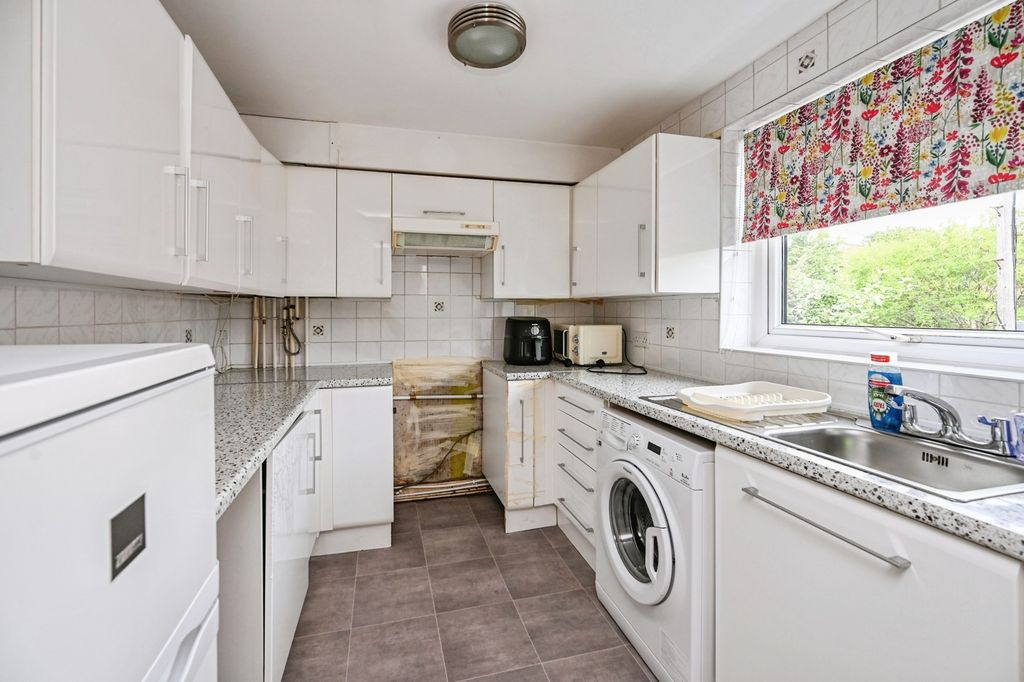 Property photo 3 of 19 Pbox-Img.Jpg