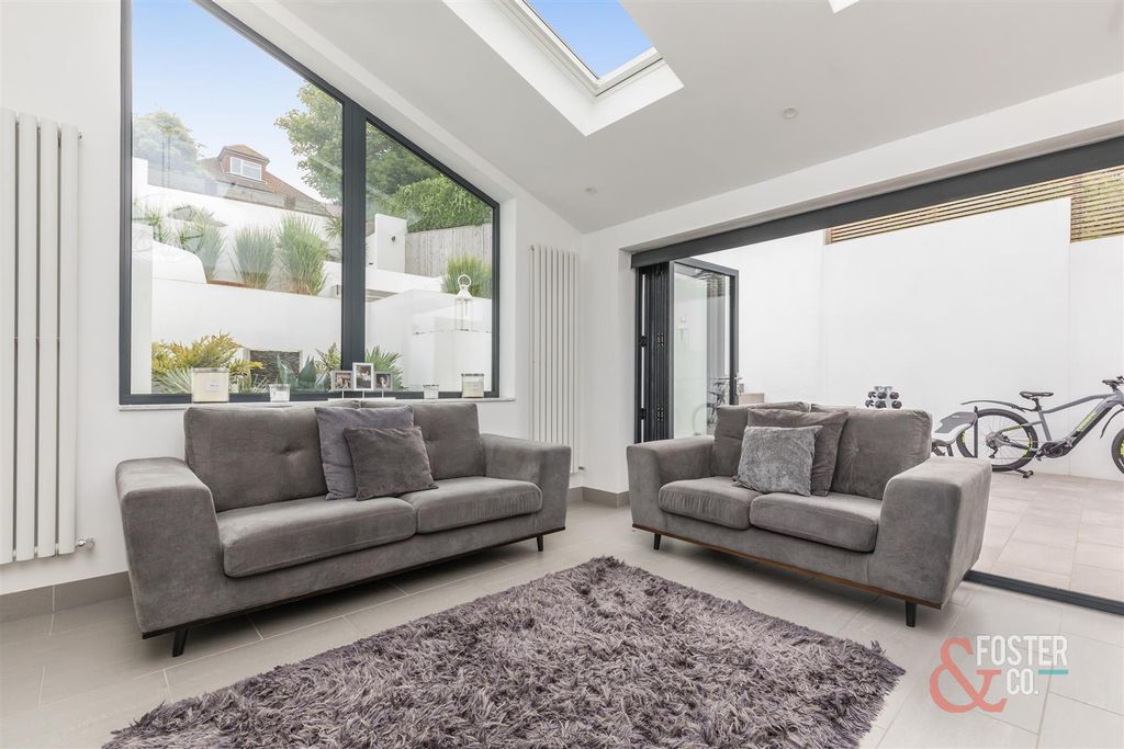 Property photo 3 of 29 Longhill Road 112-13.Jpg