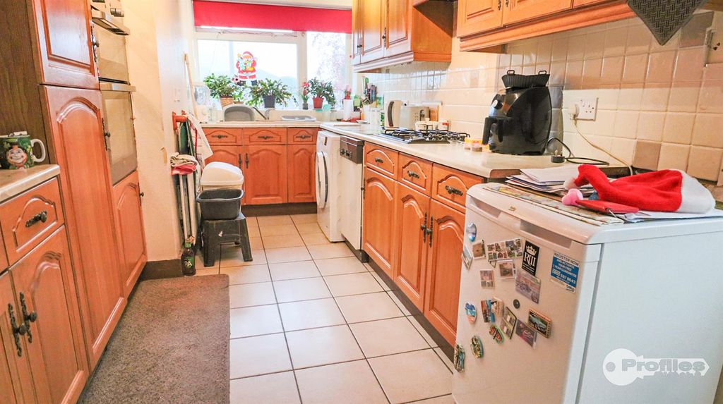 Property photo 3 of 17 Img_8572.Jpg