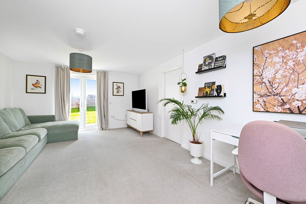 Property photo 3 of 24 Property Image 3