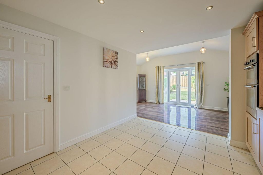 Property photo 2 of 29 Kitchen Living Space 1