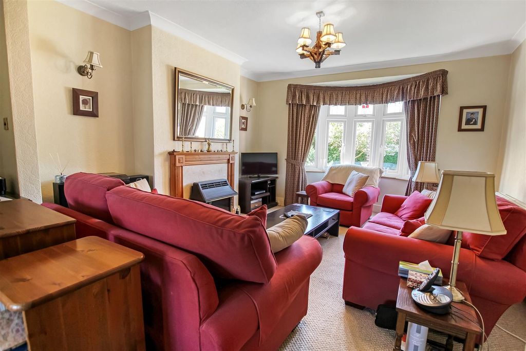 Property photo 3 of 18 Img_2588.Jpg