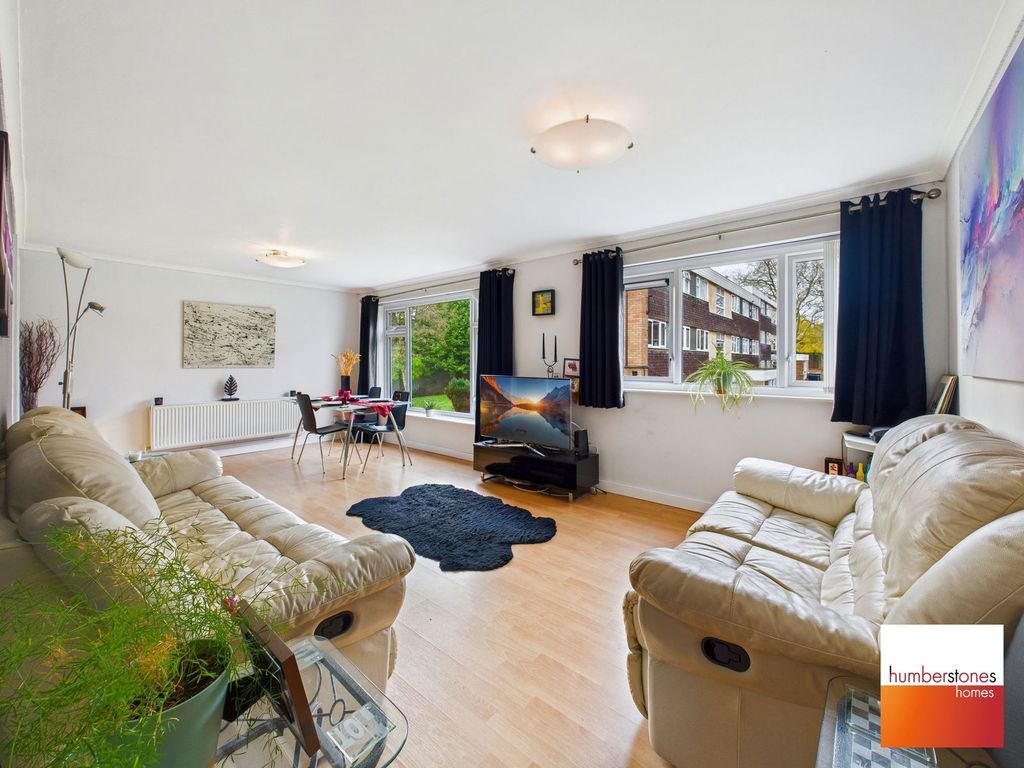 Property photo 2 of 47