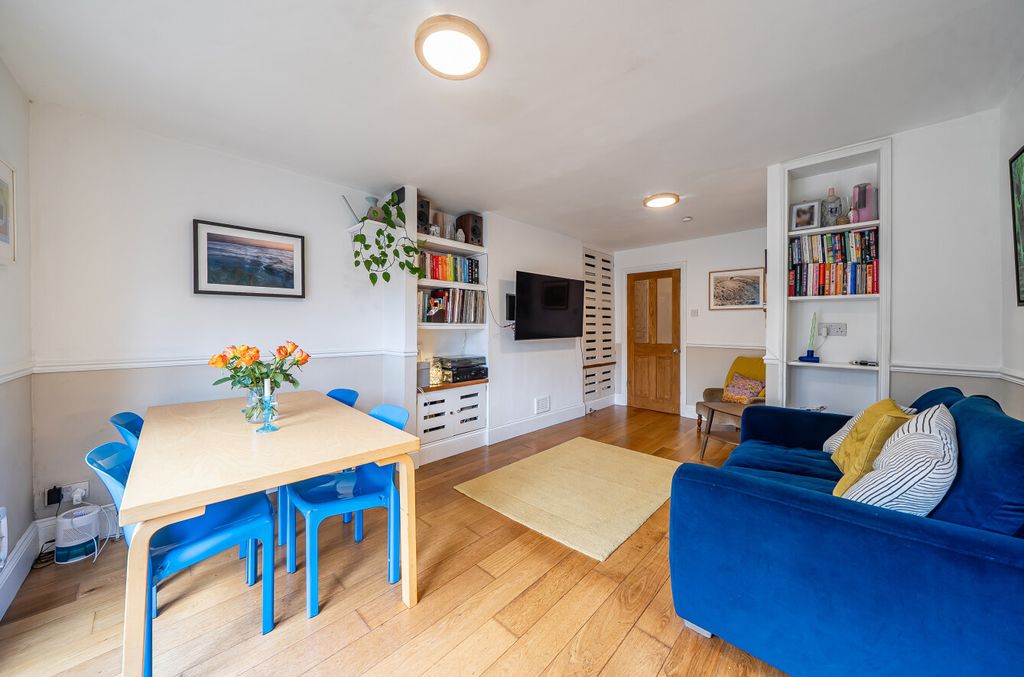 Property photo 1 of 16 1394255-9-6964F9B...
