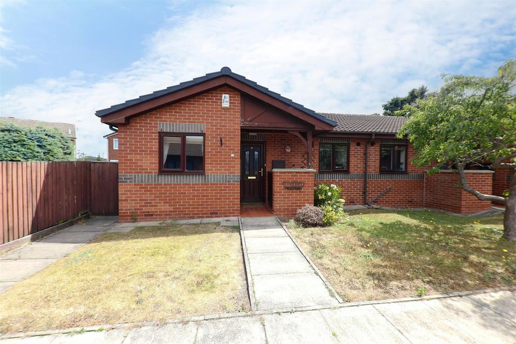 Property photo 1 of 14 Front