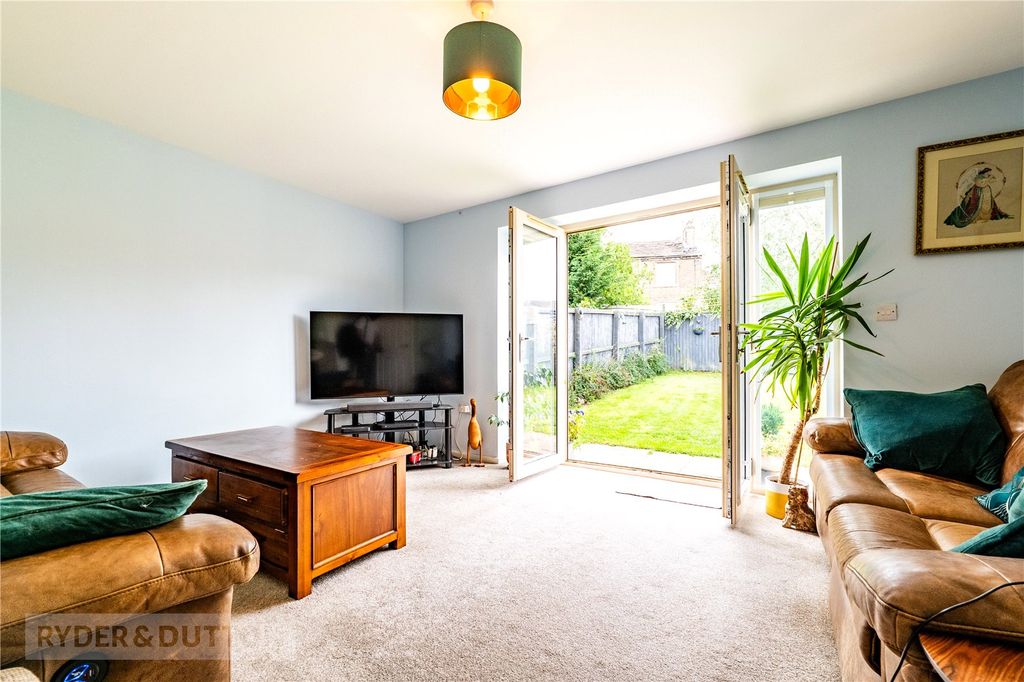 Property photo 3 of 17 Picture No. 06
