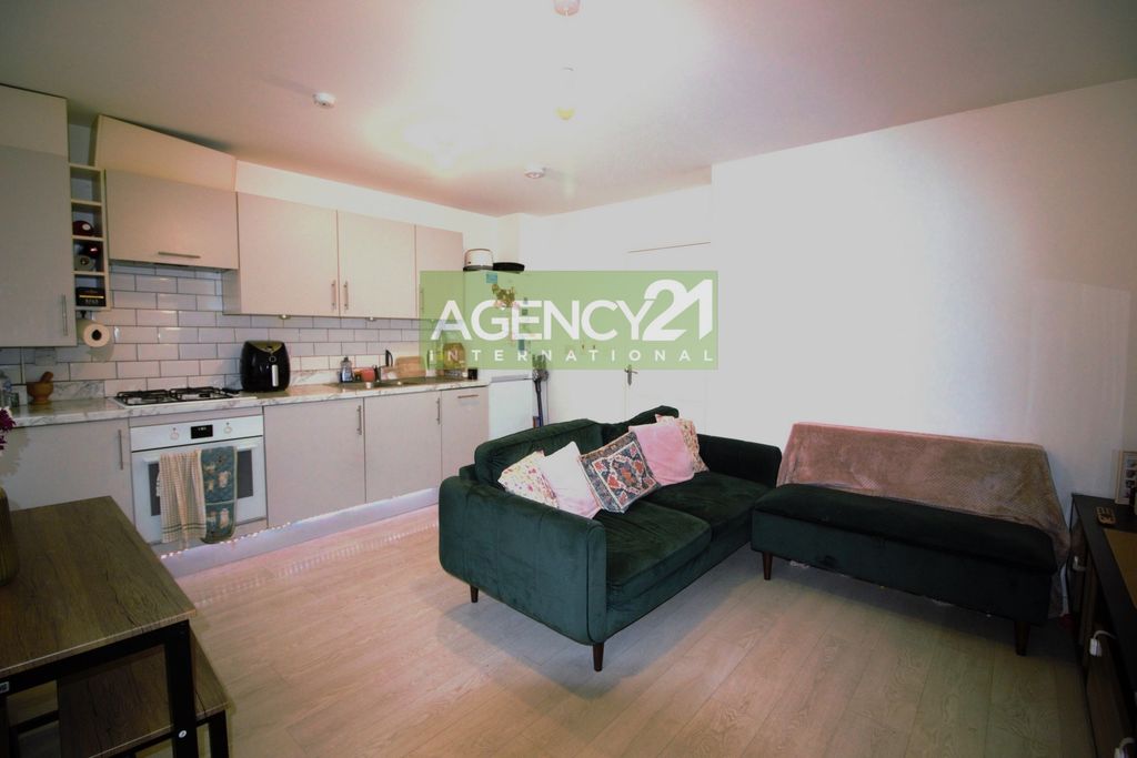 Property photo 2 of 14 Photo 2