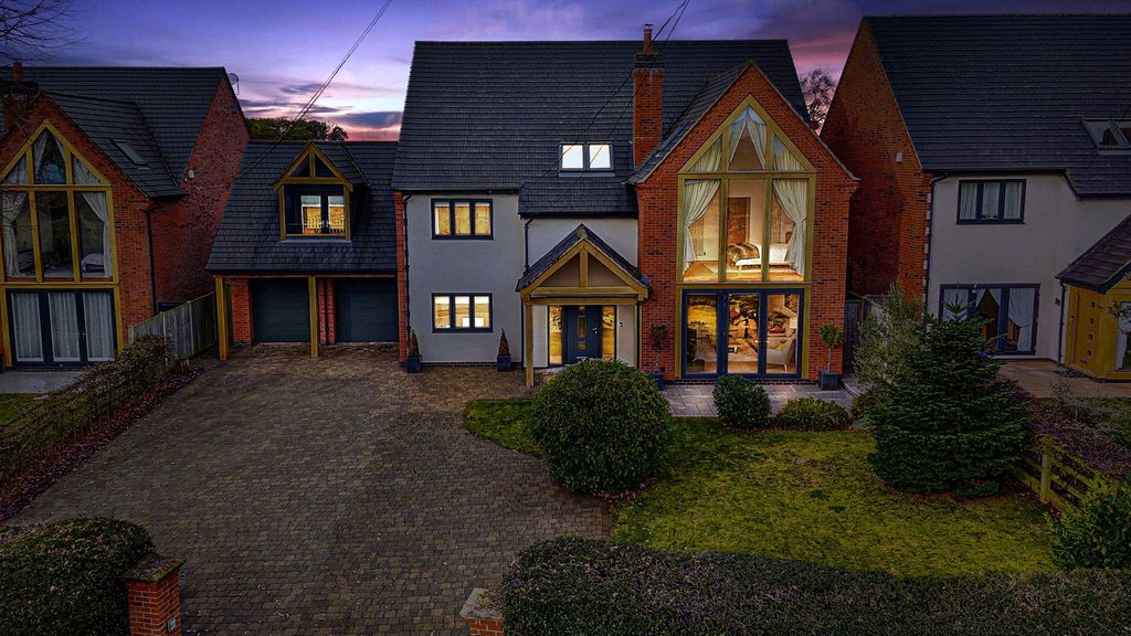 Property photo 1 of 42