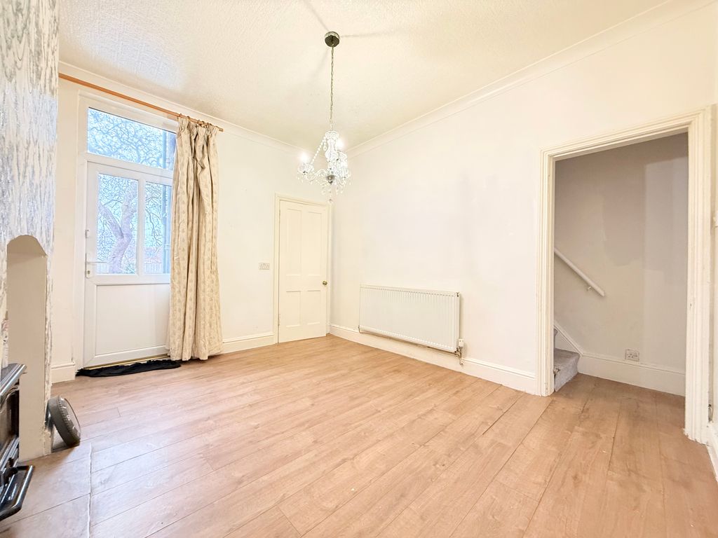 Property photo 3 of 14 Image